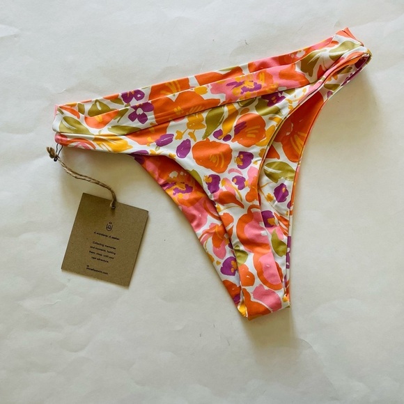 Stone Fox Bloom Cheeky bikini Bottom NWT - Picture 2 of 9